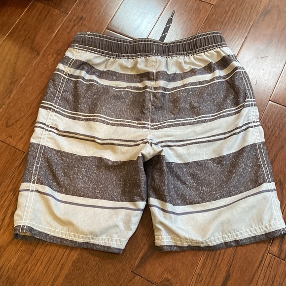 (5 for $25) Carter’s kids swim shorts - Picture 2 of 3